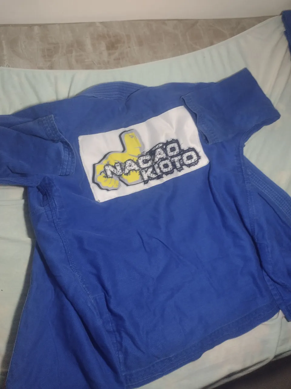 Kimono Kids A1 + Faixa. Em ótimo estado!