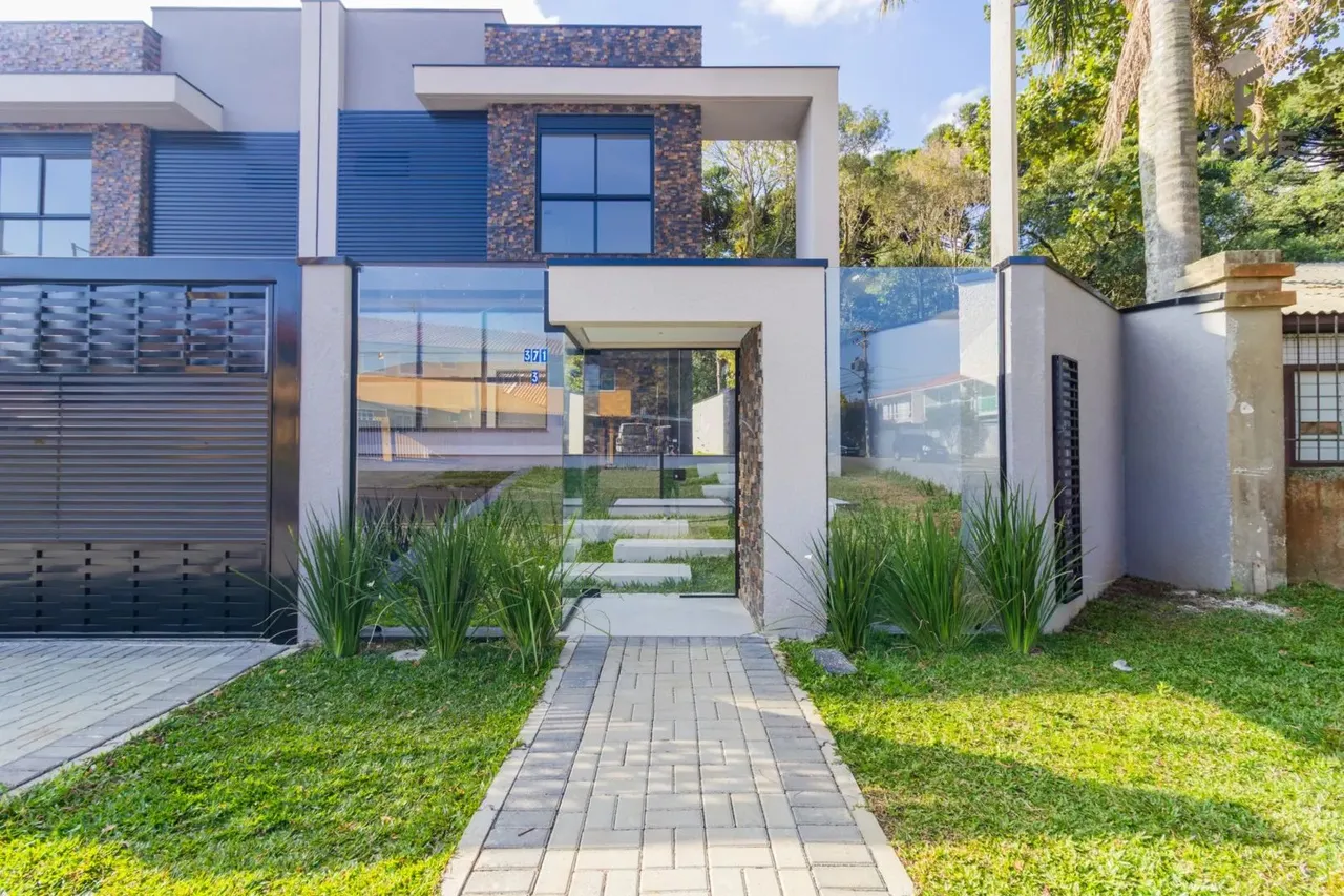 Sobrado com 3 quartos à venda por R$ 1210000.00, 177.60 m2 - CAPAO DA IMBUIA - CURITIBA/PR