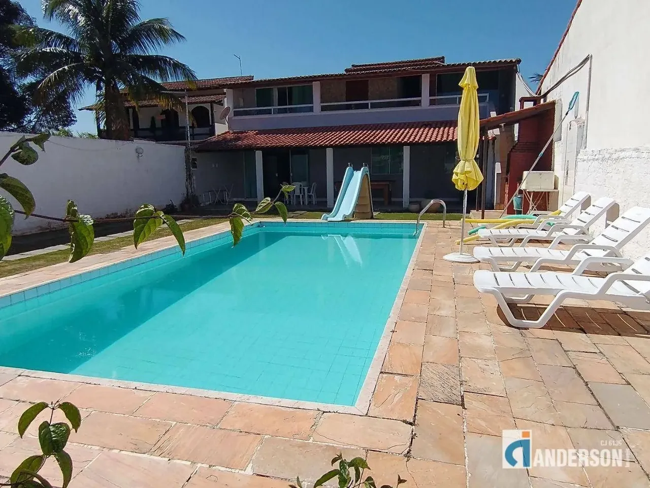 Excelente casa no São Bento com 4 Quartos (2 suítes sendo 1 master) com piscina e churrasq