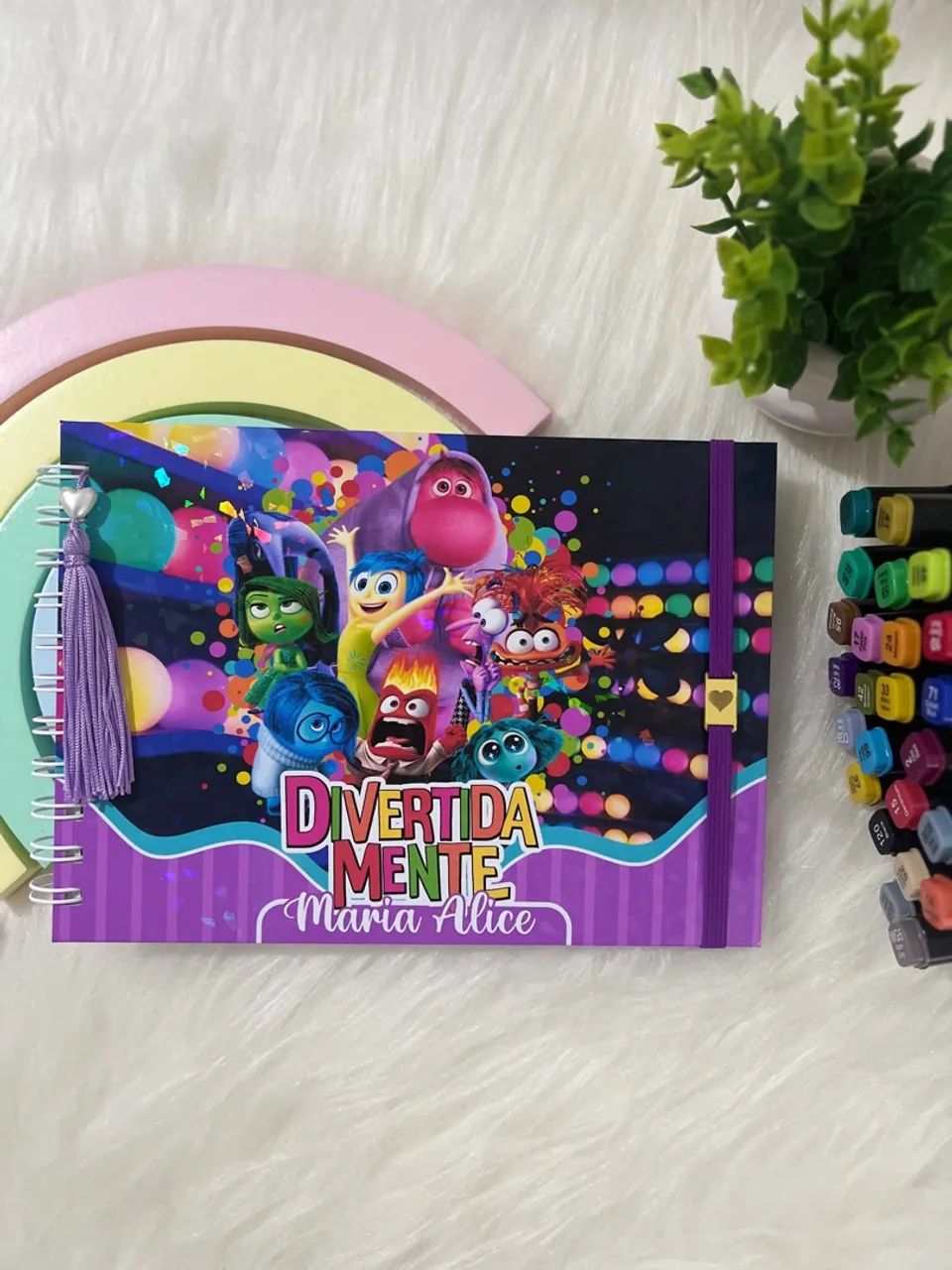 Livro de colorir divertidamente 