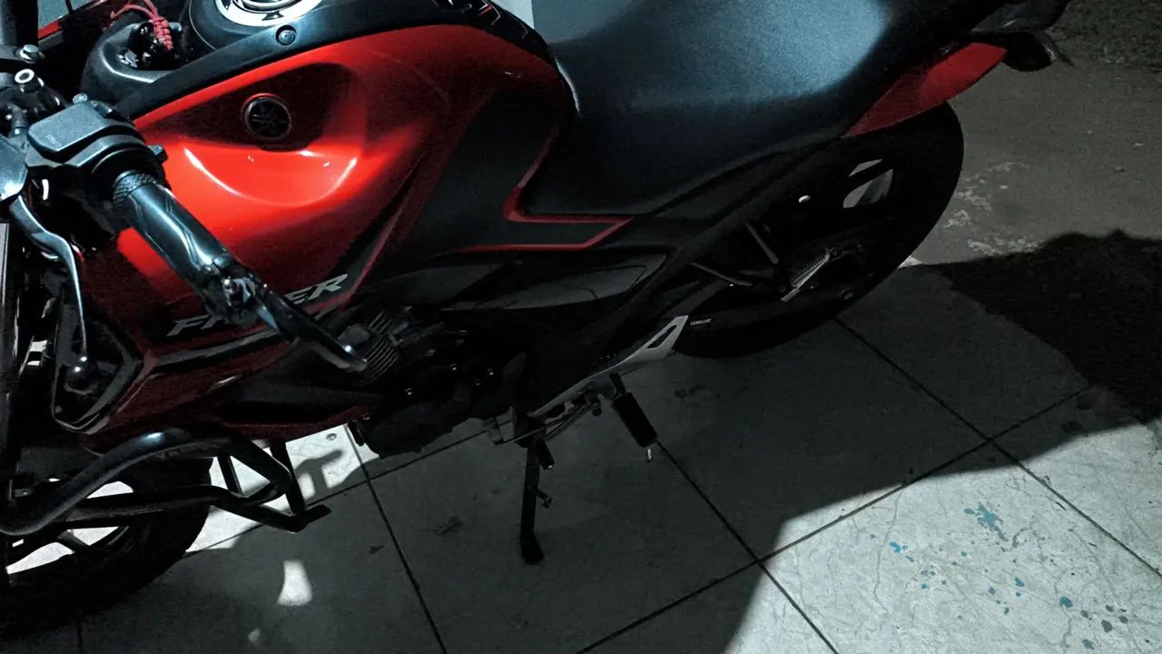 Yamaha FZ15 Moto impecável! - Foto 3