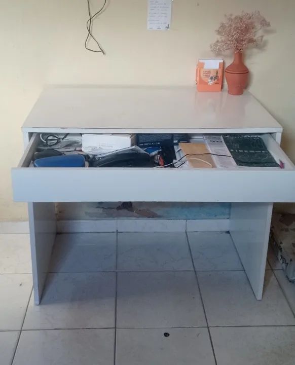 Escrivaninha branca, 01 gaveta - Foto 2