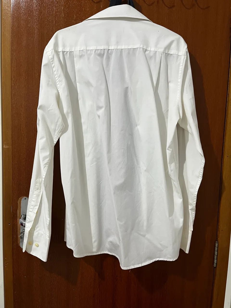 Camisa masculina com gravatas - Foto 2