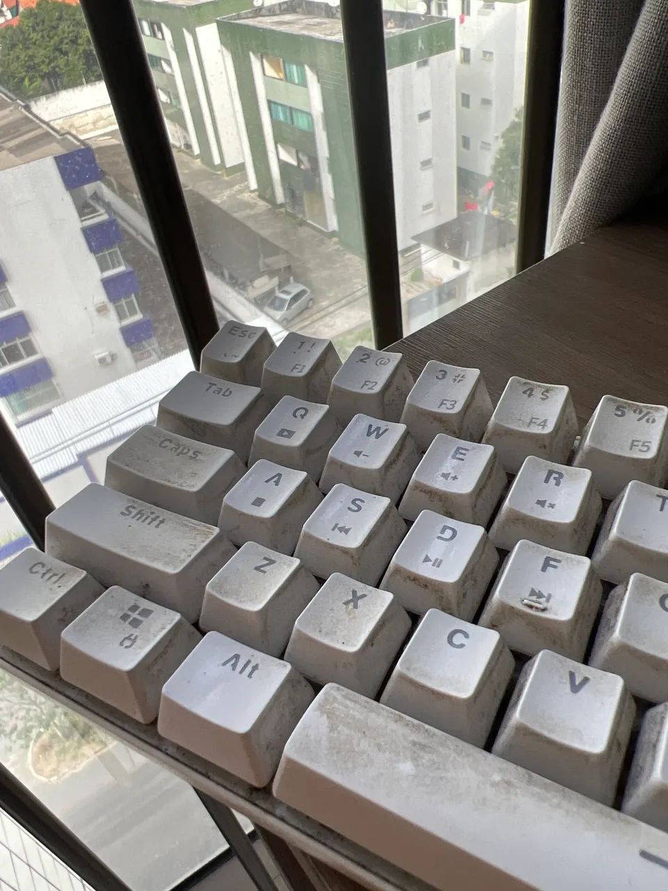 Teclado mecânico sujo mas funcionando  - Foto 2