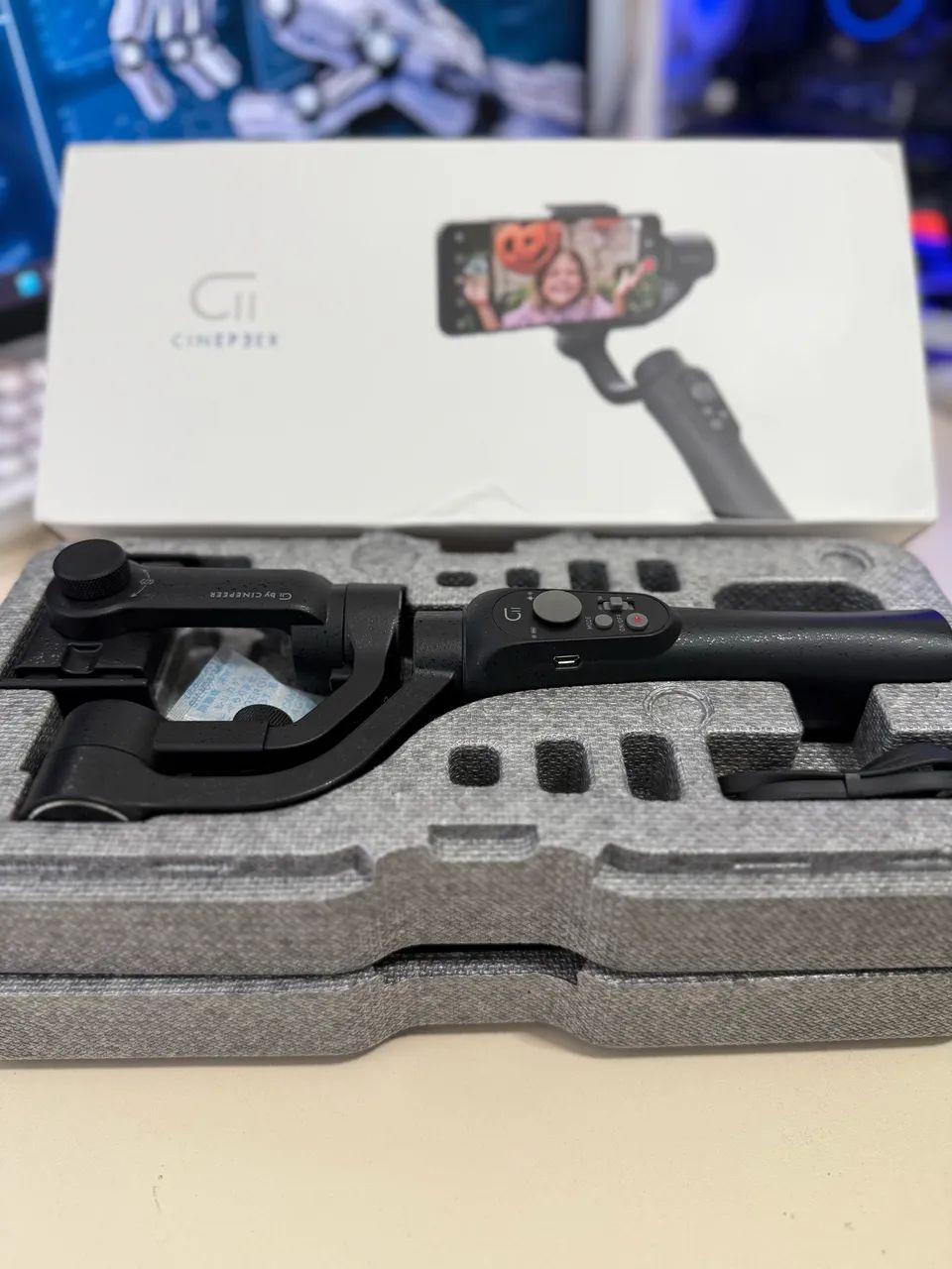 NOVO - Gimbal Estabilizador 3 Eixos para Celular - Vídeos Profissionais