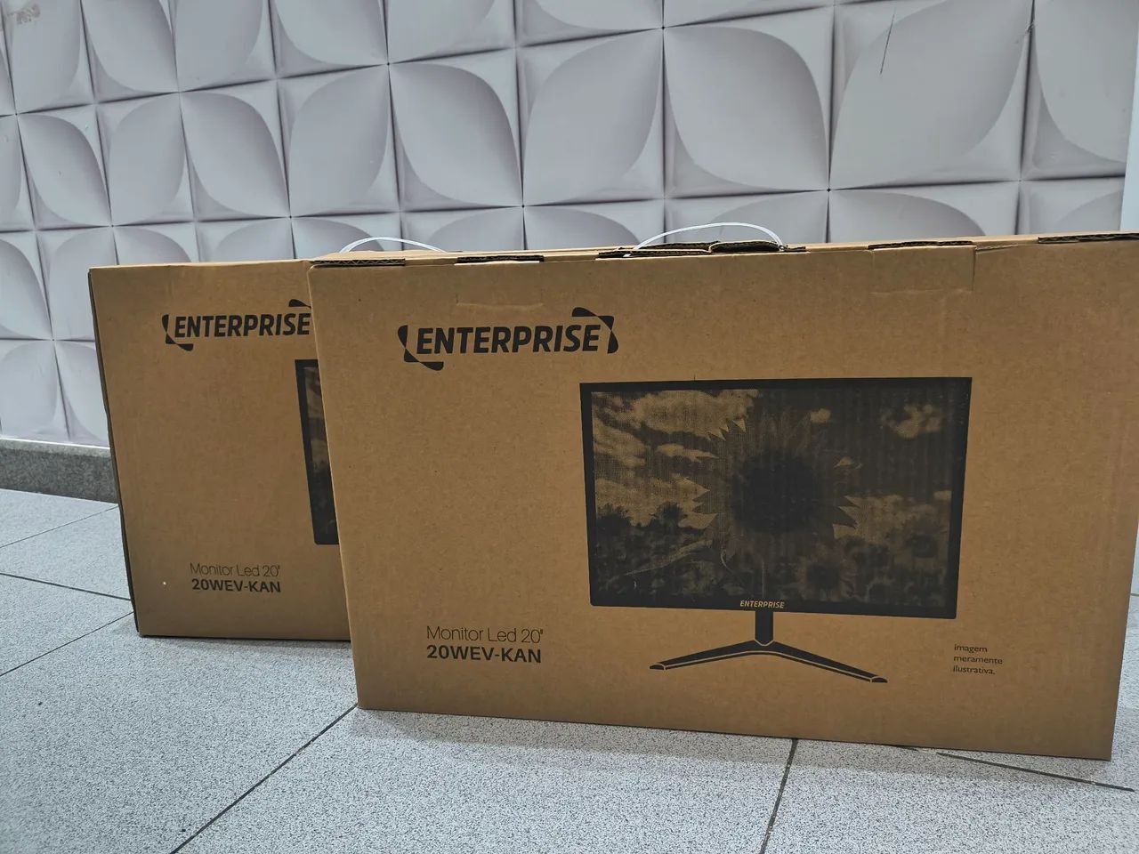 Monitor LED de 20 polegadas! LACRADO 