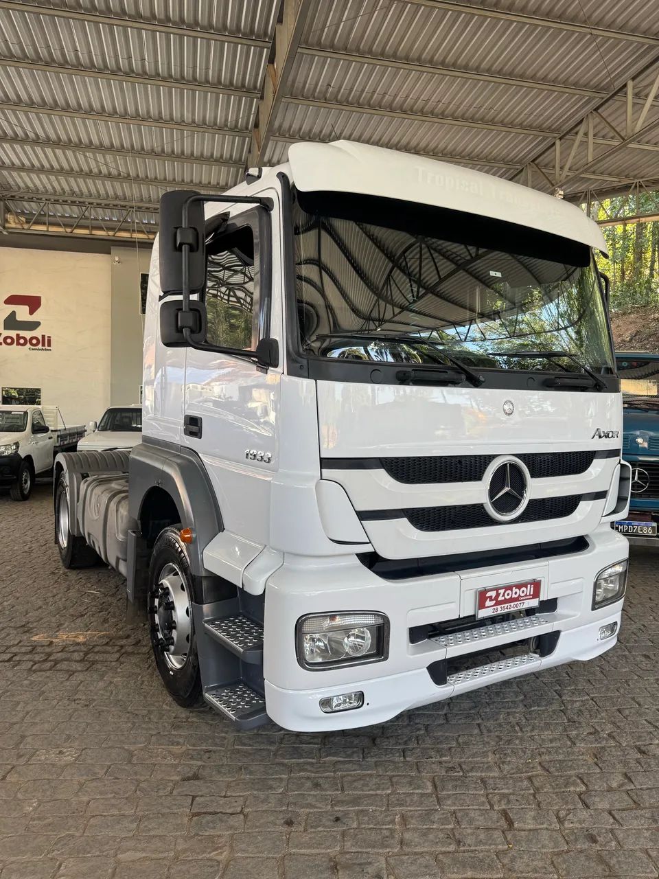 MB Axor 1933 4x2 2014 - Foto 2