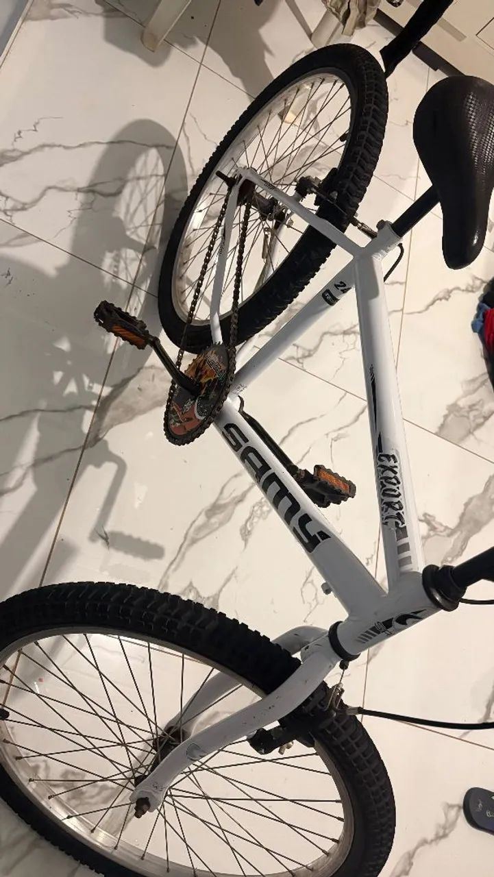 Bicicleta aro 24 Samy em otimo estado - Foto 3