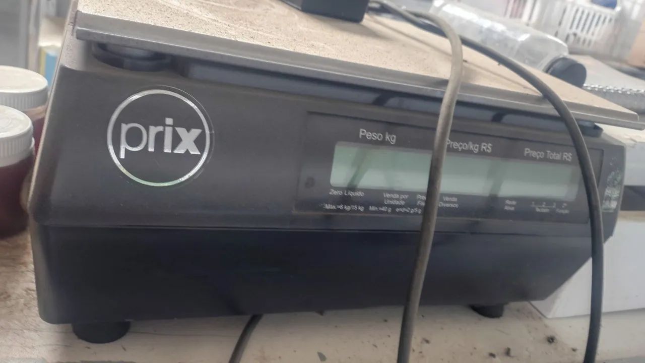 Vendo mini mercado completo