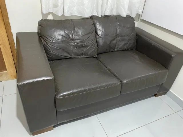 02 Sofás para Sala - Couro Legítimo - Foto 3