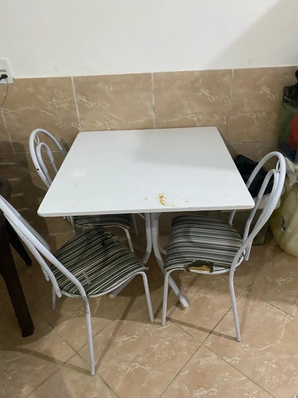 Mesa de mármore 