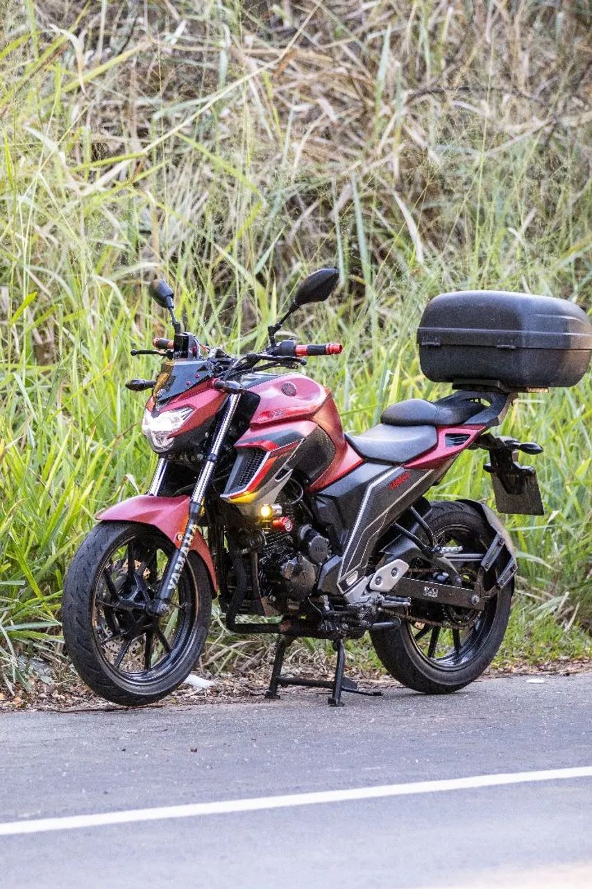 Fazer 250 com acessórios - Foto 2