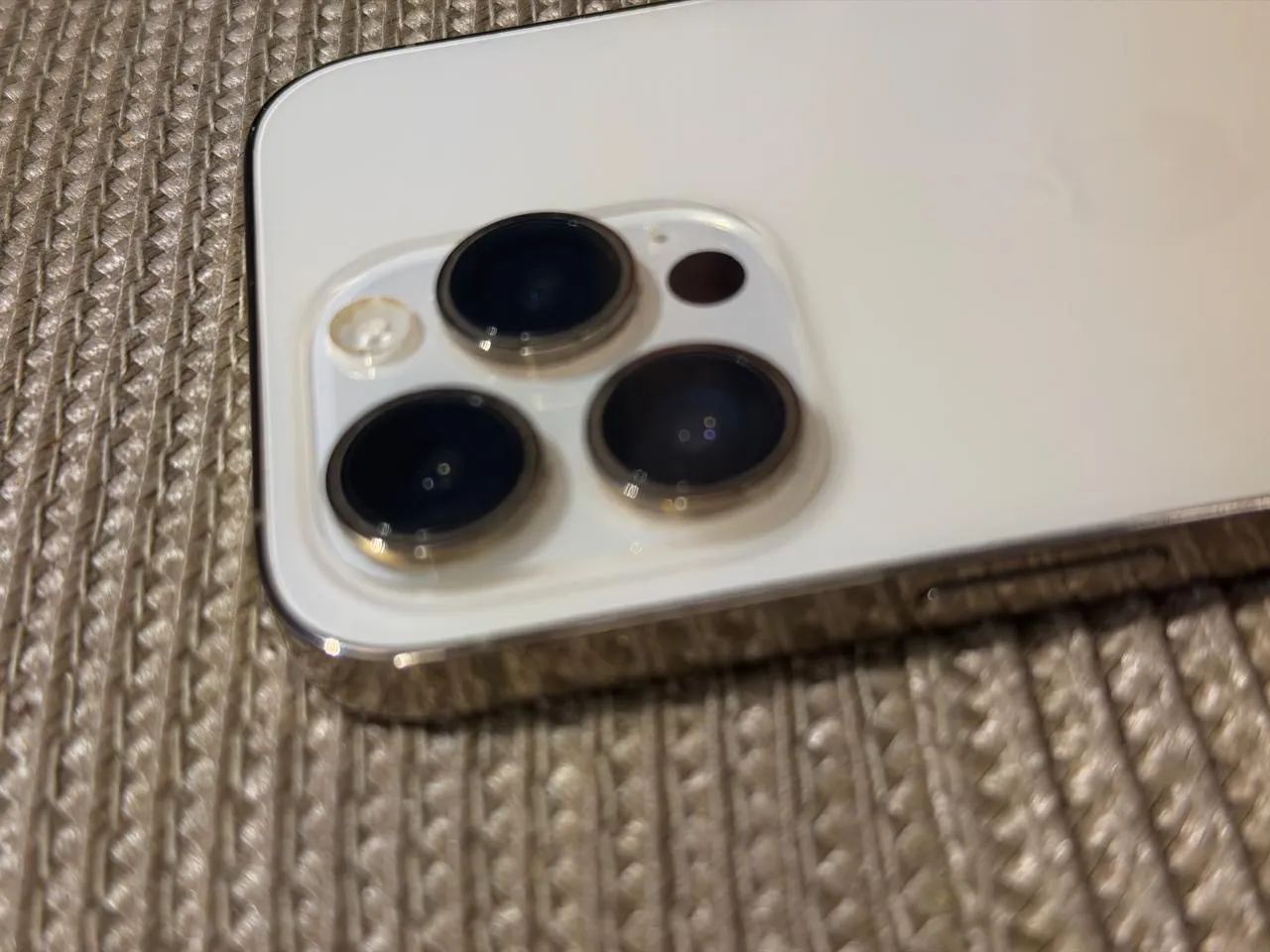 iPhone 14 Pro  - Foto 3