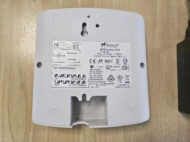 Access Point Ruckus R320 Branco - Impecável - Foto 3