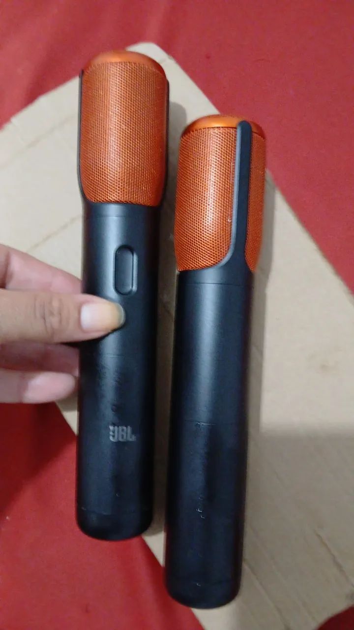 Caixa JBL C/2 microfones  - Foto 2