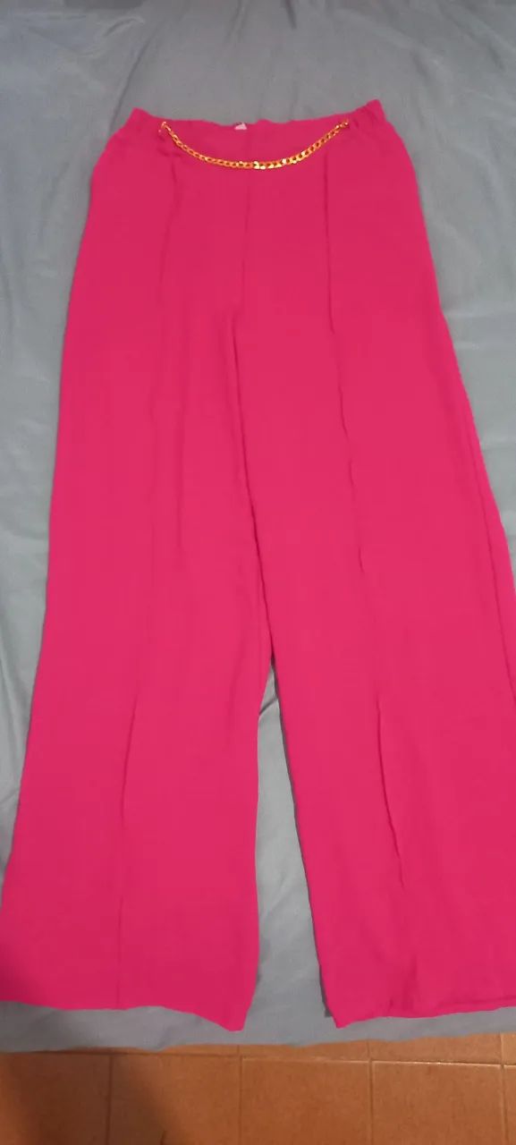 Calça pantalona + croped, (M) R$50 cada. - Foto 5