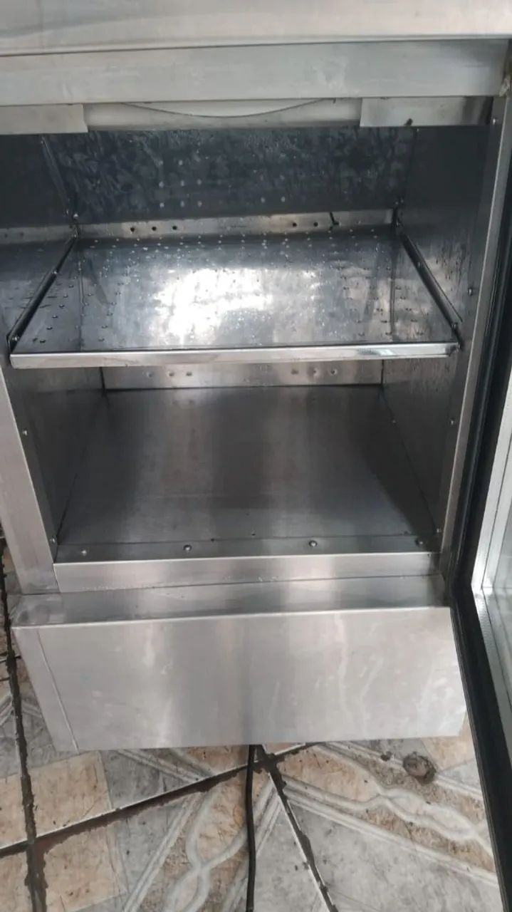 Mini geladeira expositora 220v em inox - Foto 2