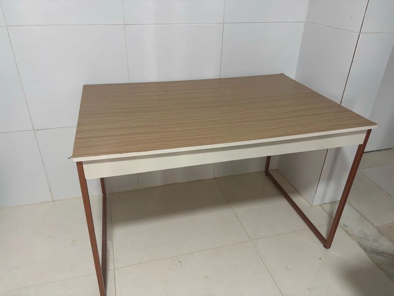 Mesa simples para cozinha  - Foto 4