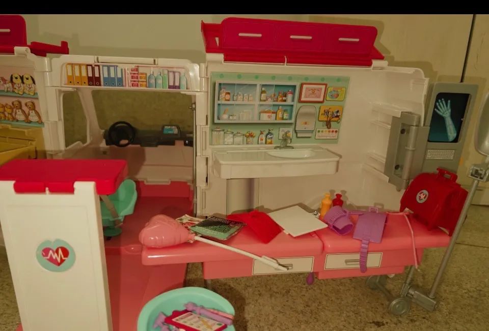 Avião e ambulância da Barbie  - Foto 4