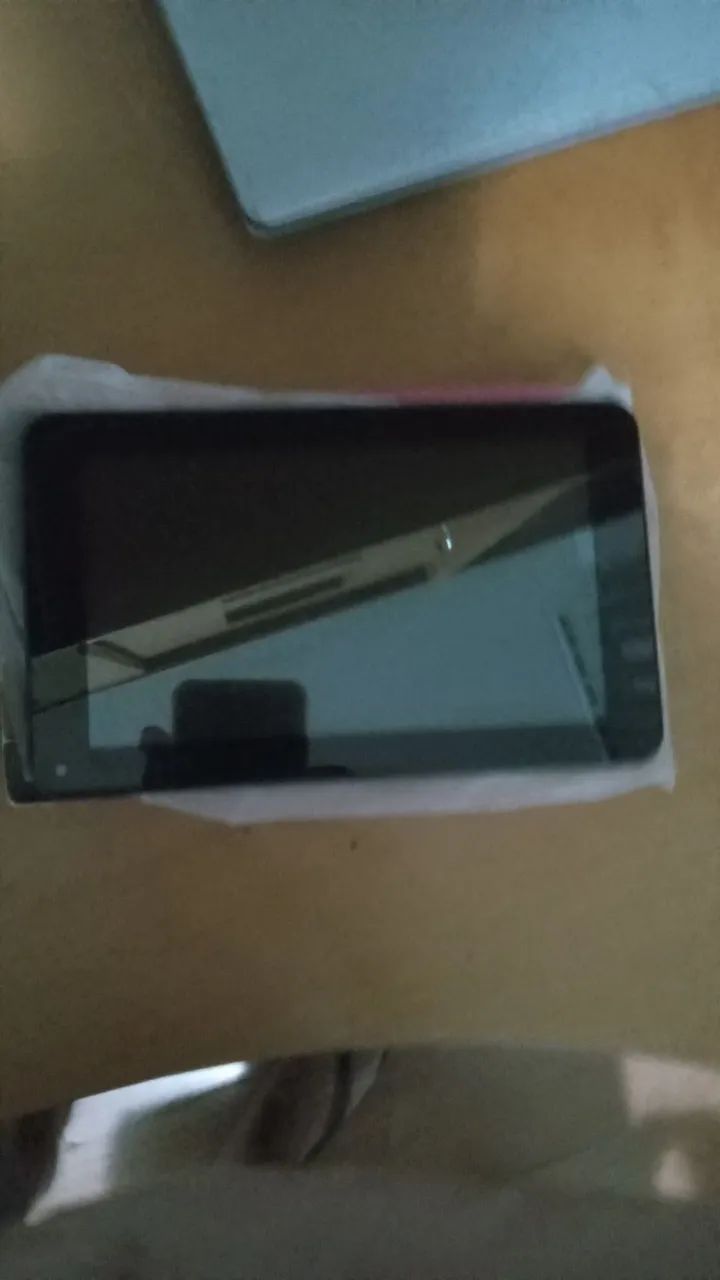 Tablet CCE TR72-P na caixa e sem uso
