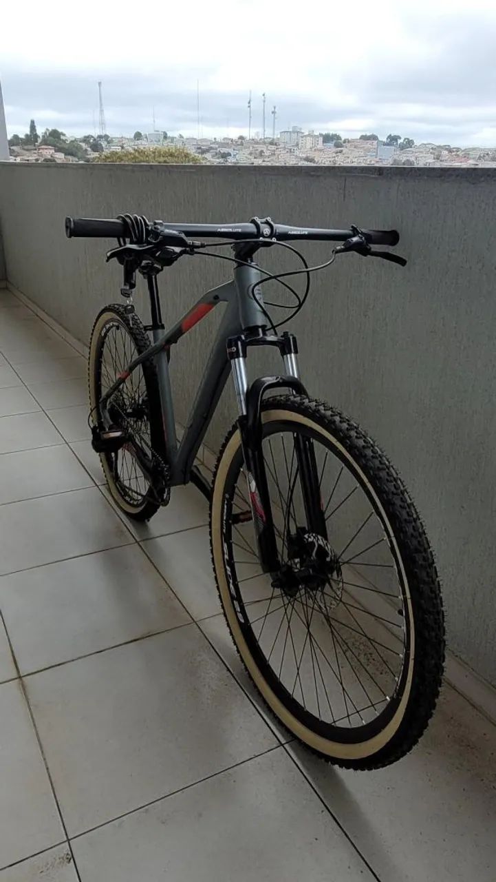 Bike de MTB Elleven Athom - aro 29