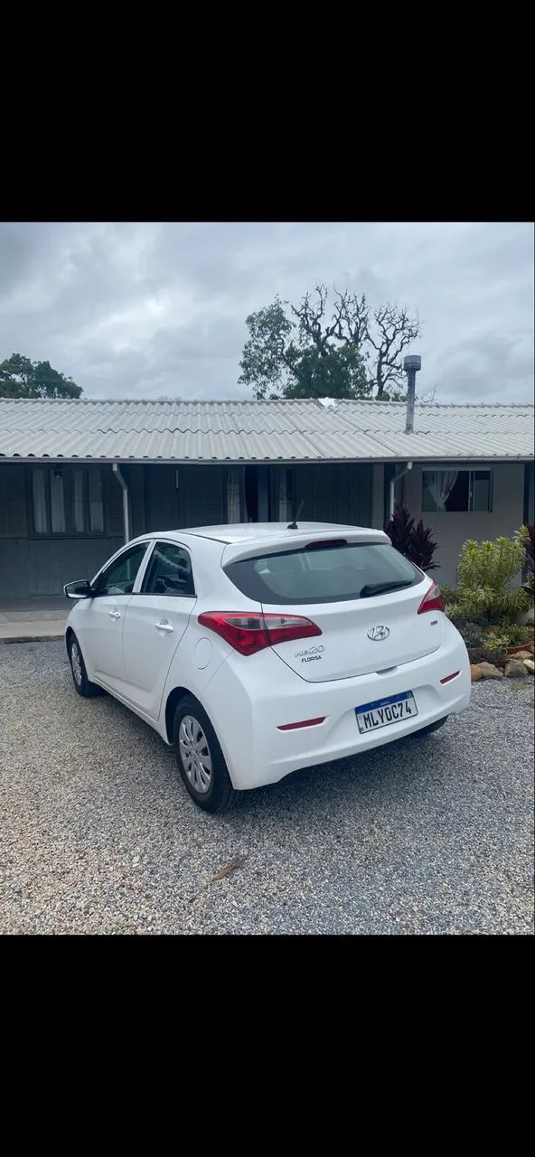 Hyundai HB20 Comf./c.plus/c.style 1.0 Flex 12V 2014 - Foto 2