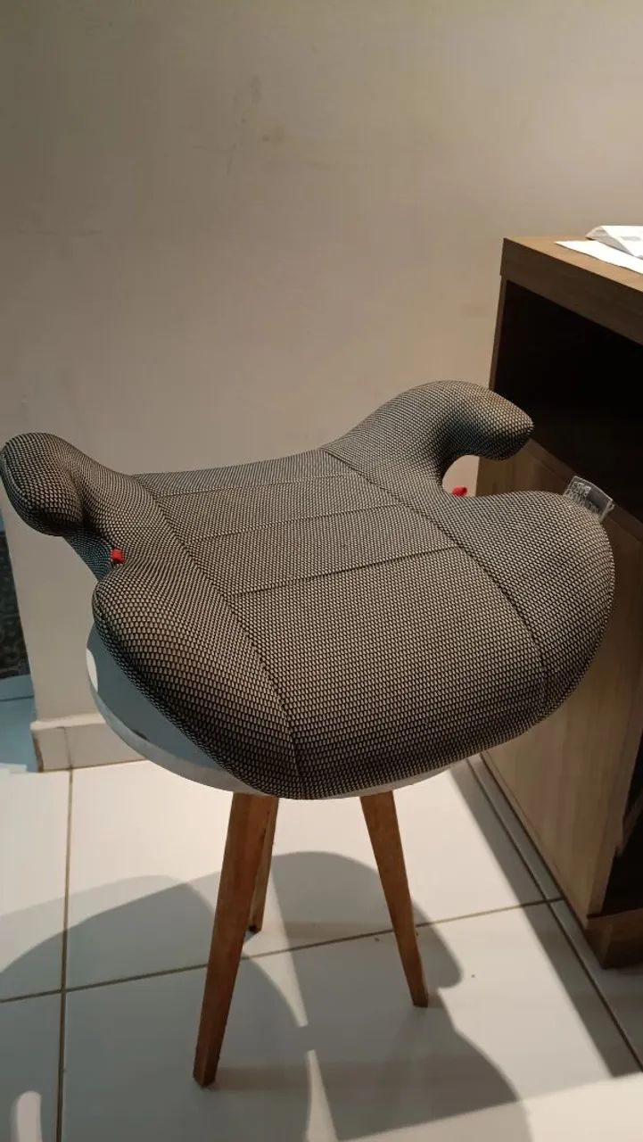 Assento de Elevação - 15 a 36kg - Cinza