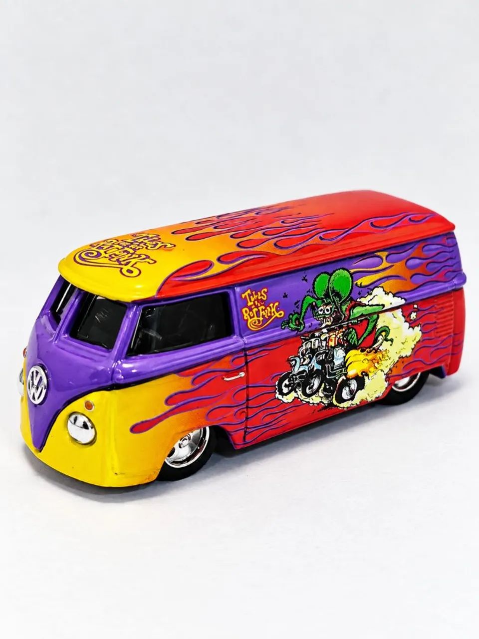 Hot Wheels Vw Bus Kombi Tales Ratfink 1/64 - Brinquedos e Jogos