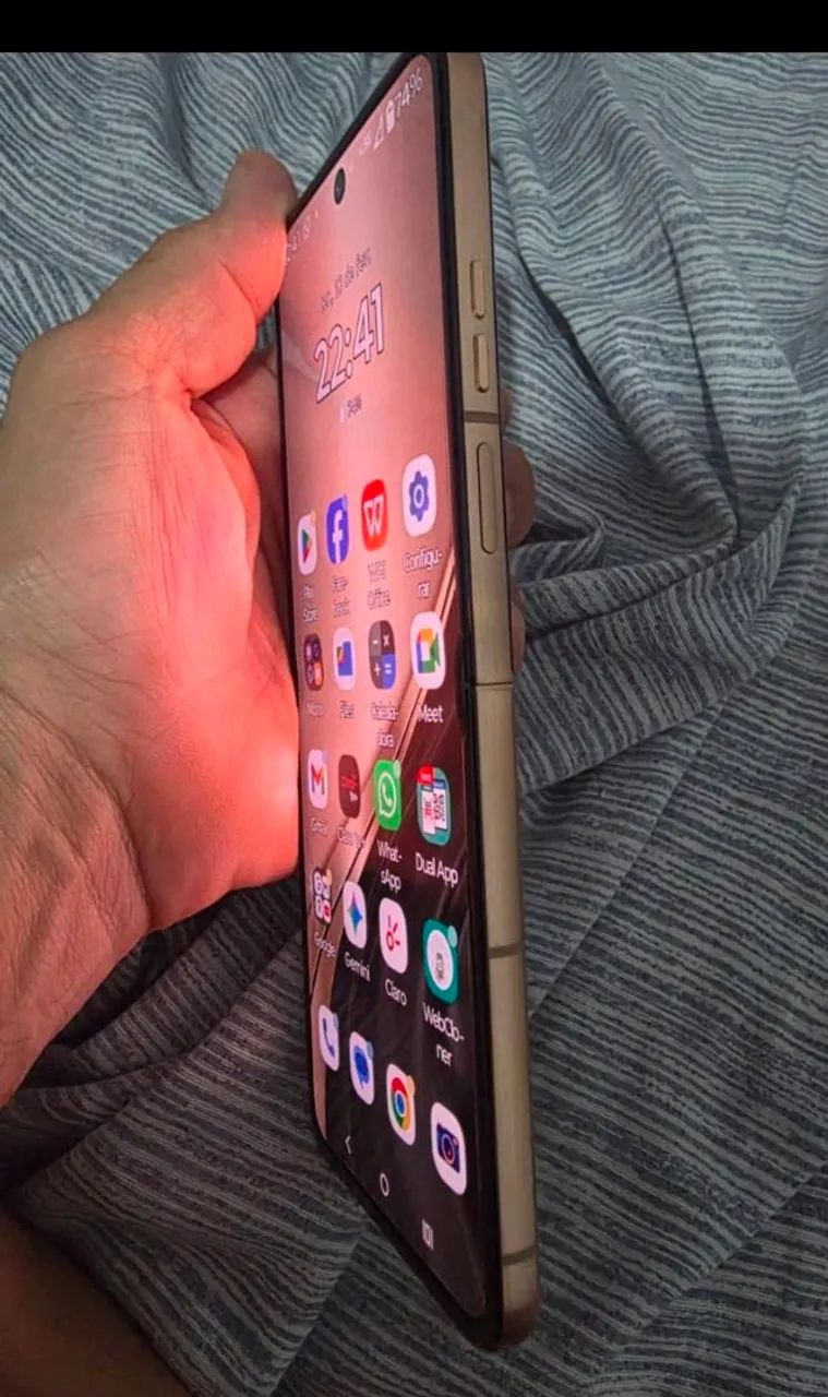 Motorola Razr 60 ultra 1tera - Foto 5
