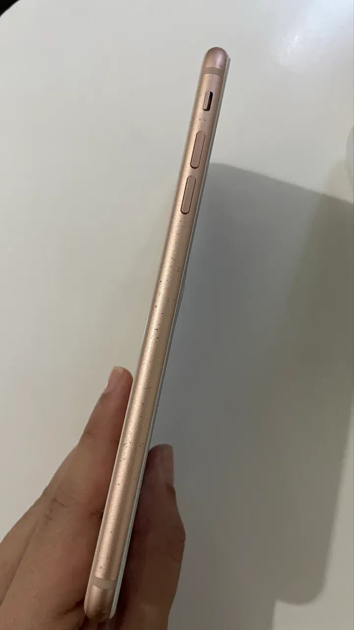 IPHONE 8 PLUS PARA RETIRADA DE PEÇAS  - Foto 4