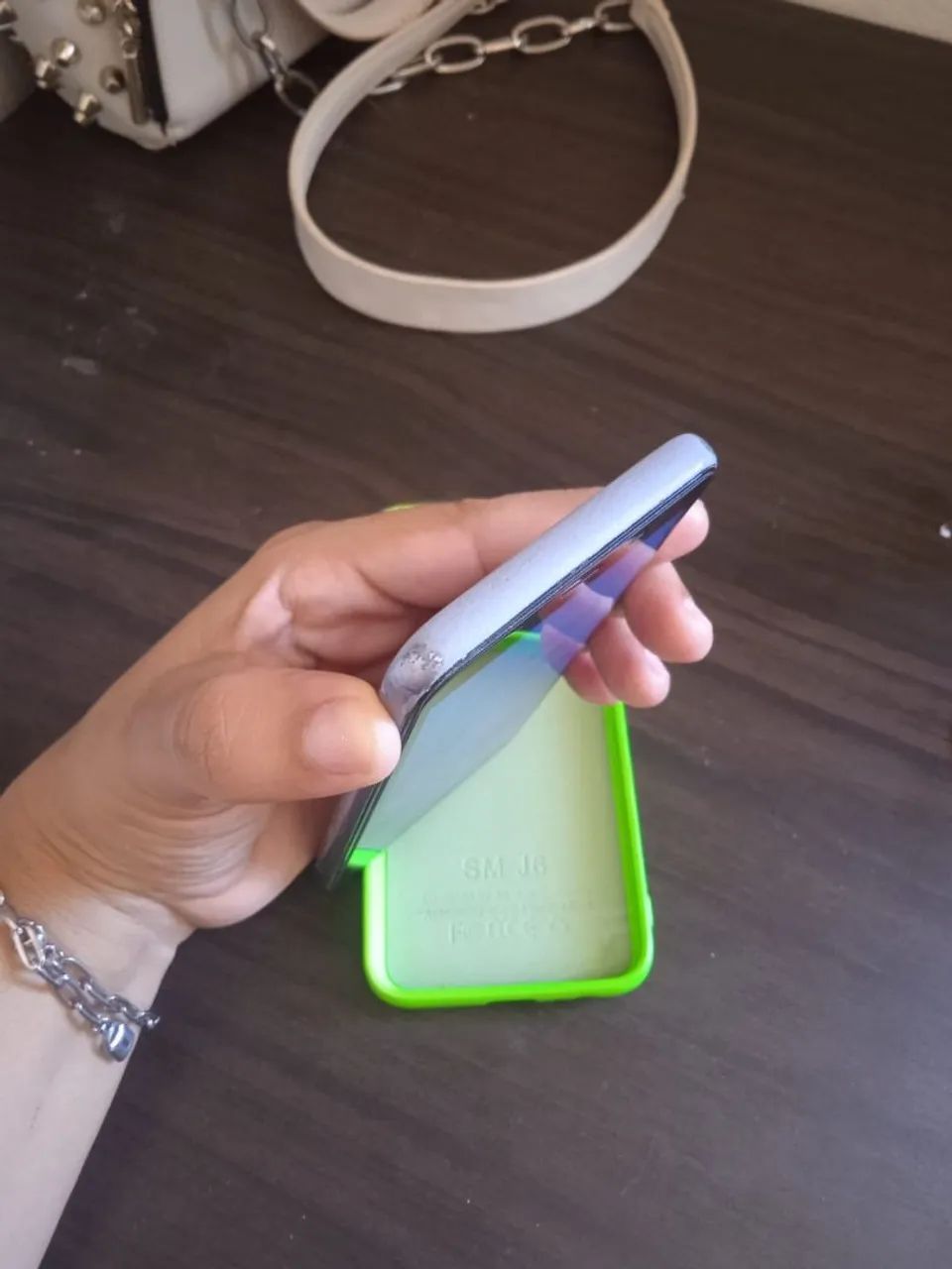 Celular Samsung J6- 64GB - 2GB RAM - Foto 4