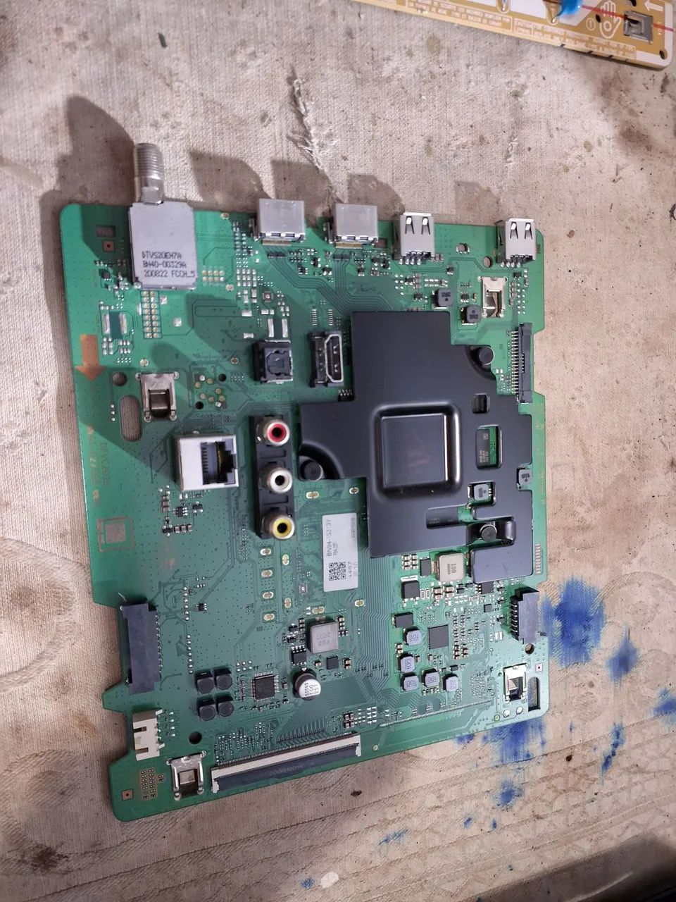 placa principal samsung un50tu8000g  - Foto 2