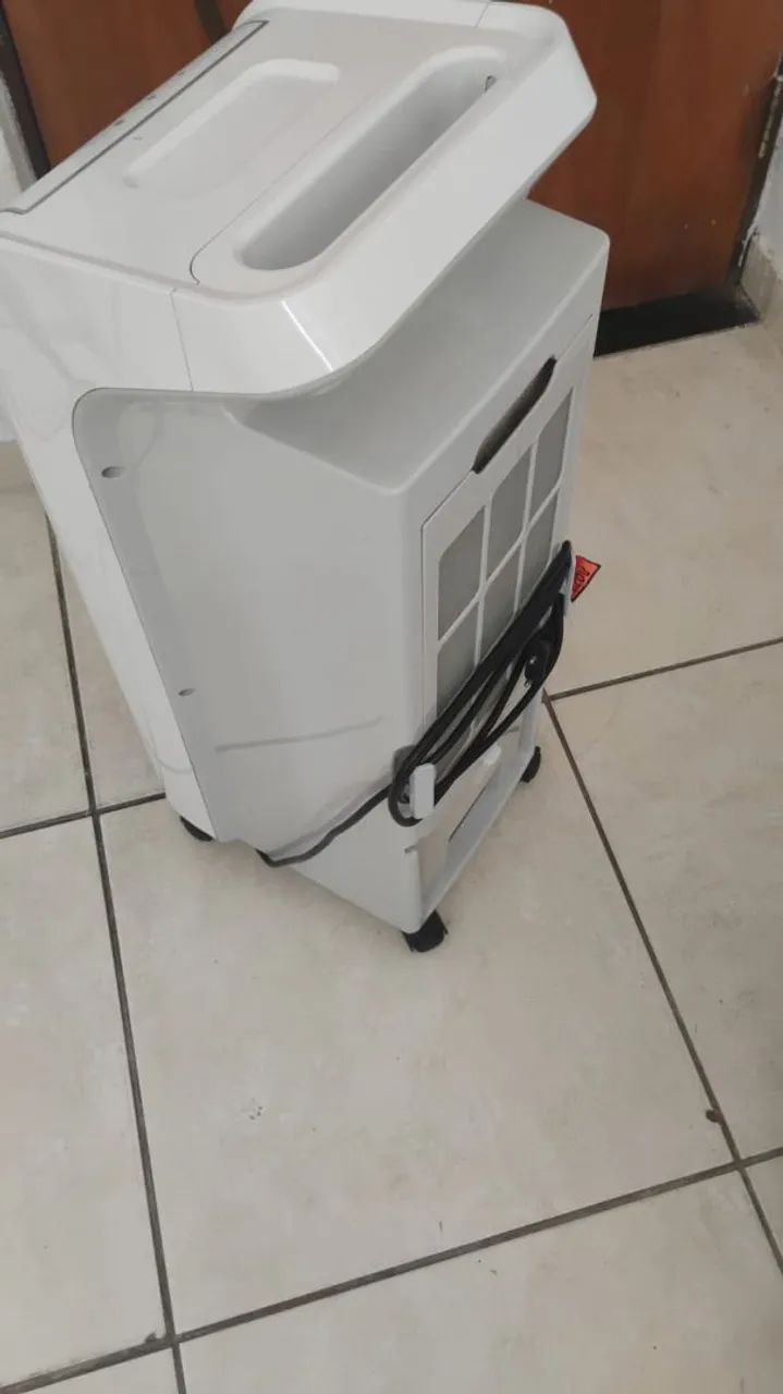 Climatizador com defeito .  - Foto 3