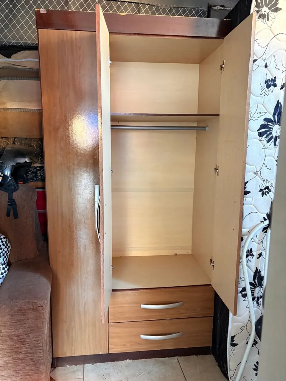 Guarda-Roupa de Solteiro - Foto 3