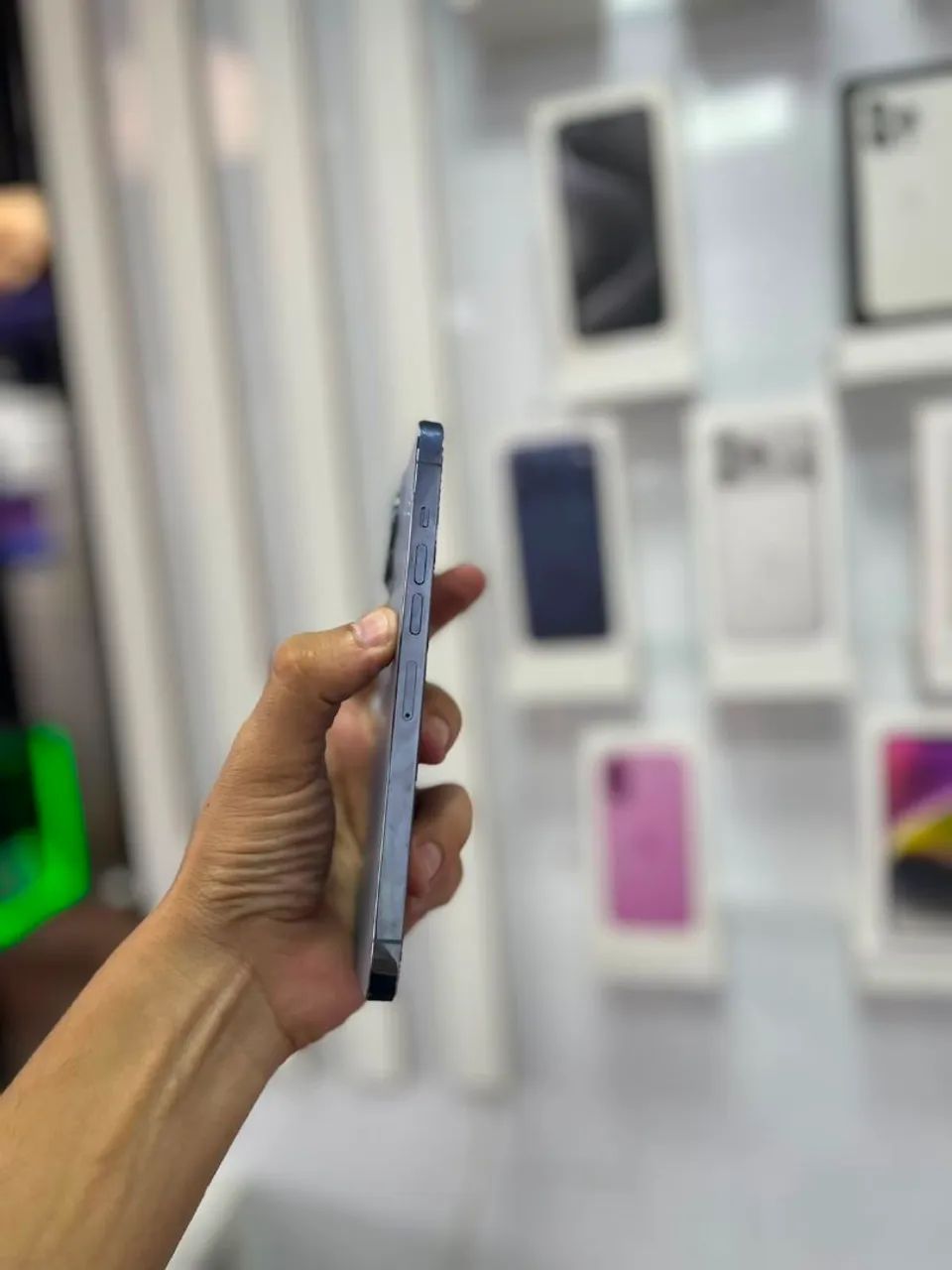 iPhone 13 Pro Max - 128GB<br>?2.999,00 - Foto 4