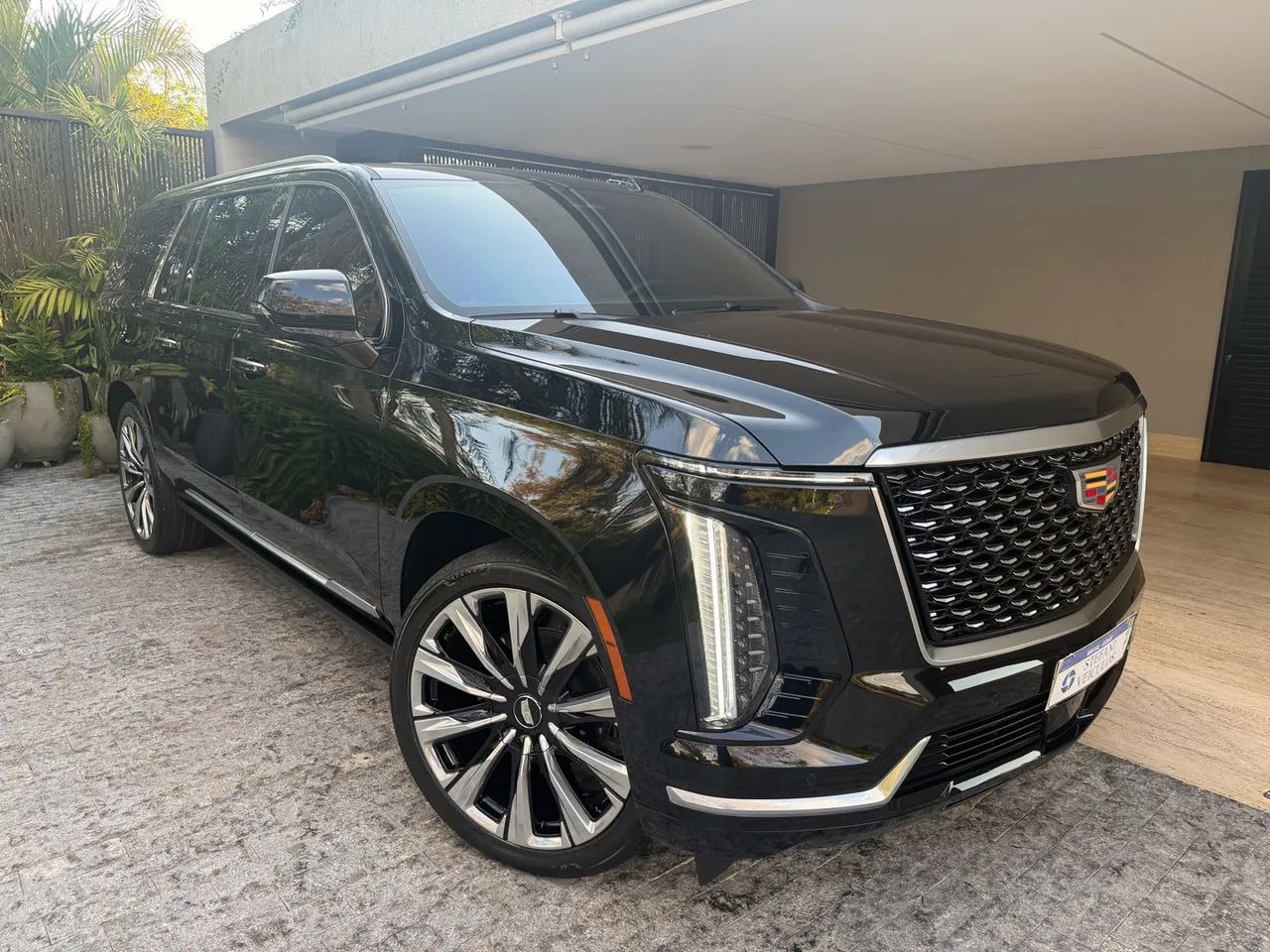 Cadillac Escalade ESV 2024