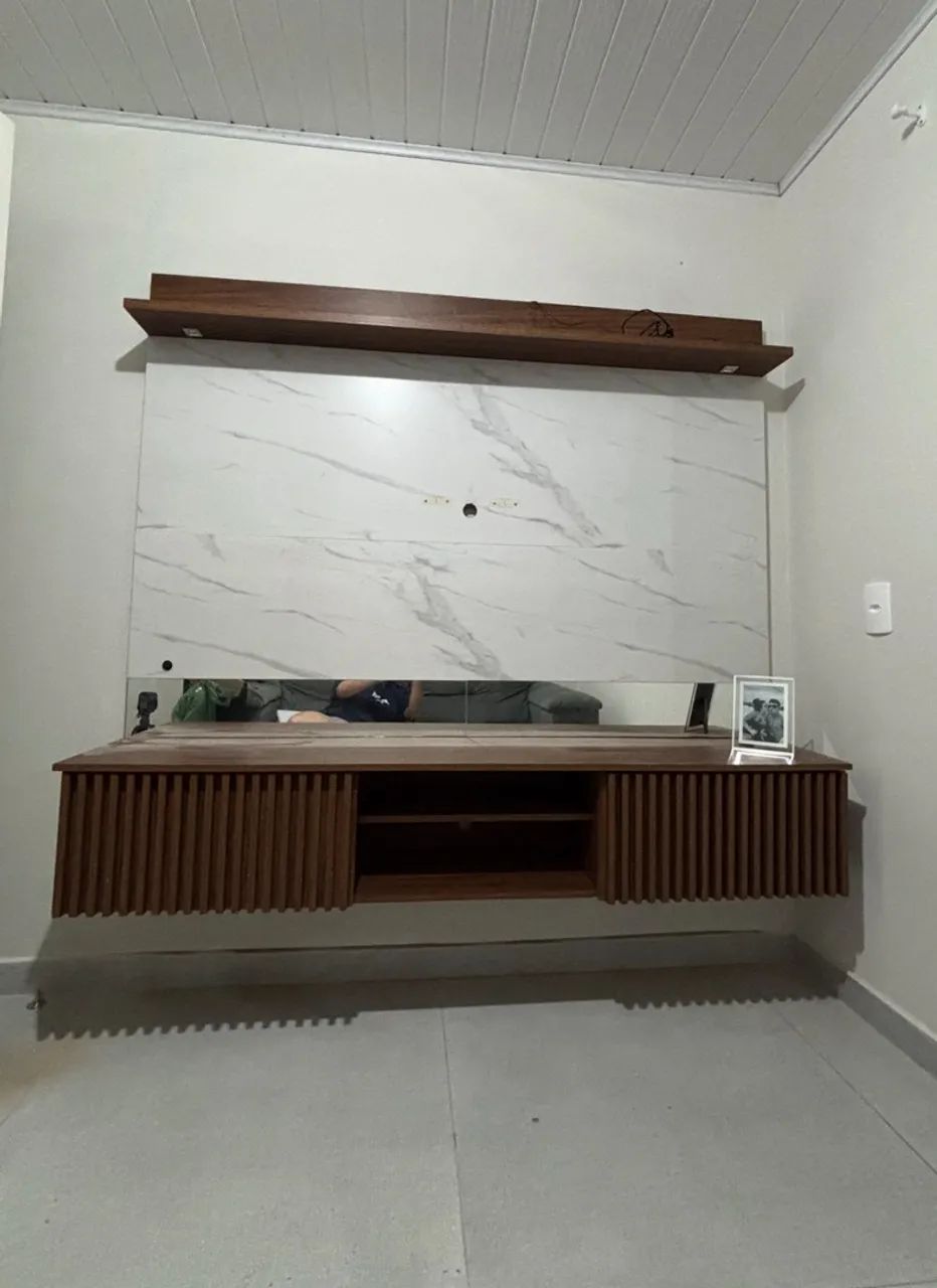 Painel para televisão