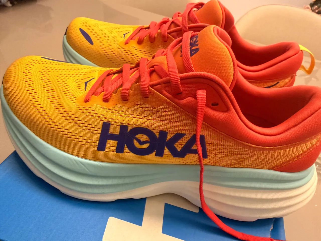 Tênis Hoka 