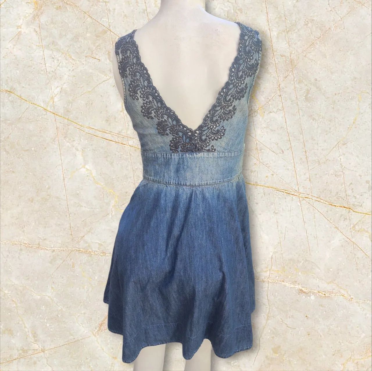 Vestido jeans bordado - Foto 3