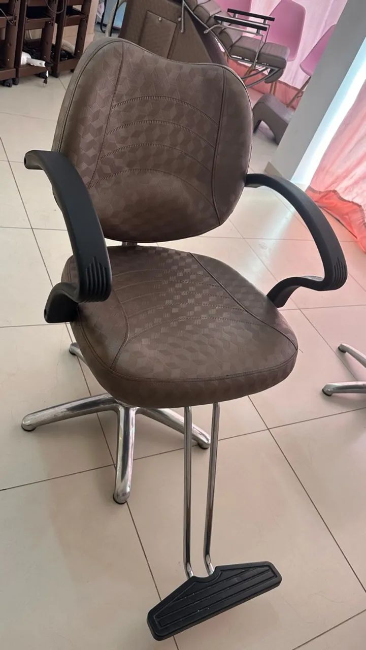 Cadeira hidráulica de salão  - Foto 3