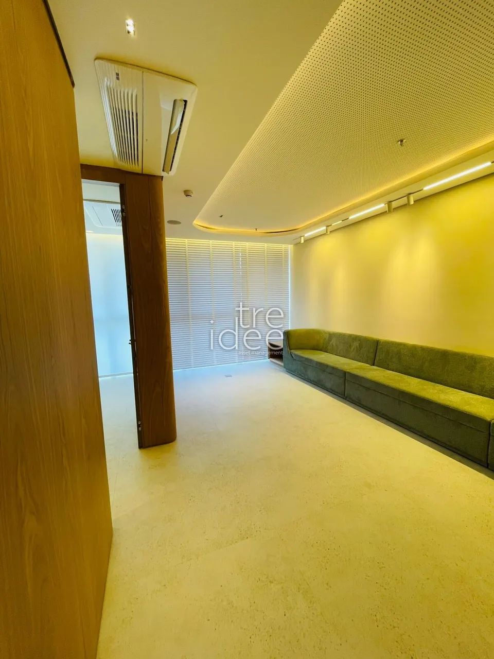 Sala Comercial 35,64m² em localização privilegiada de Curitiba - Foto 2