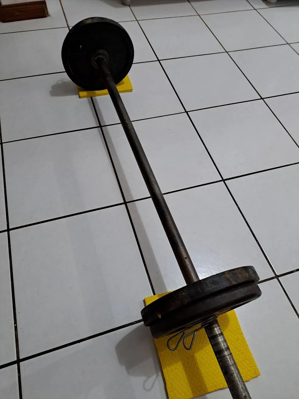 20 Kilos anilhas e Barra - Foto 2