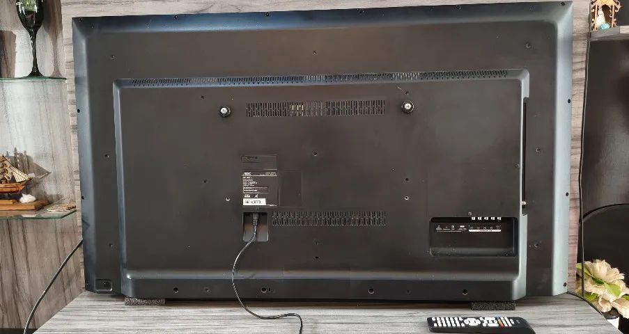 TV AOC 50" Smart FullHD  - Foto 4