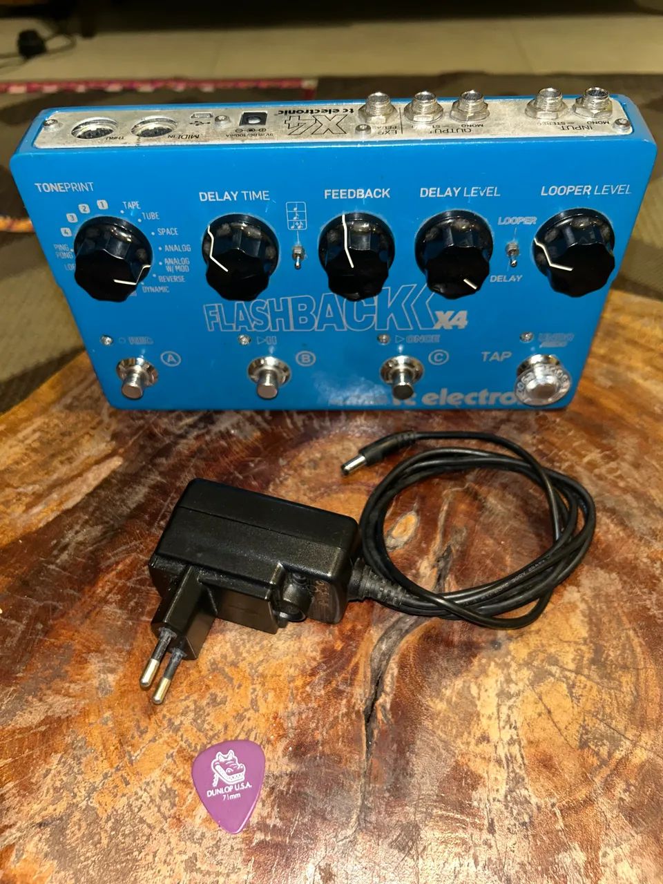 Pedal Delay e Looper Flashback X4