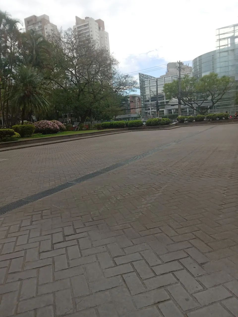 PRECISO DE PEDREIRO 