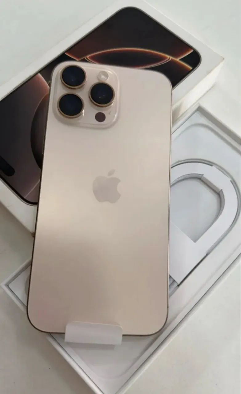 iPhone 16 Pro Max 256GB ゴールド iPhone 16 Pro Max 256GB Dourado - Celulares e Smartphones