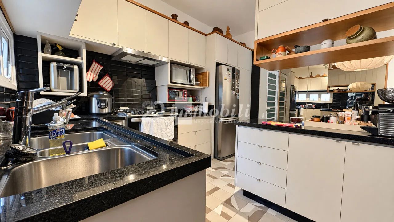 Apartamento totalmente reformado. - Foto 2