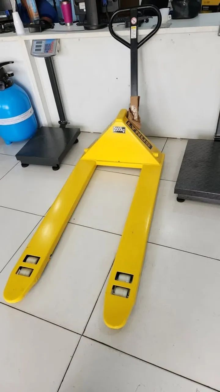 Paleteira de 2000kg Lynus - Entrega gratis - Foto 2