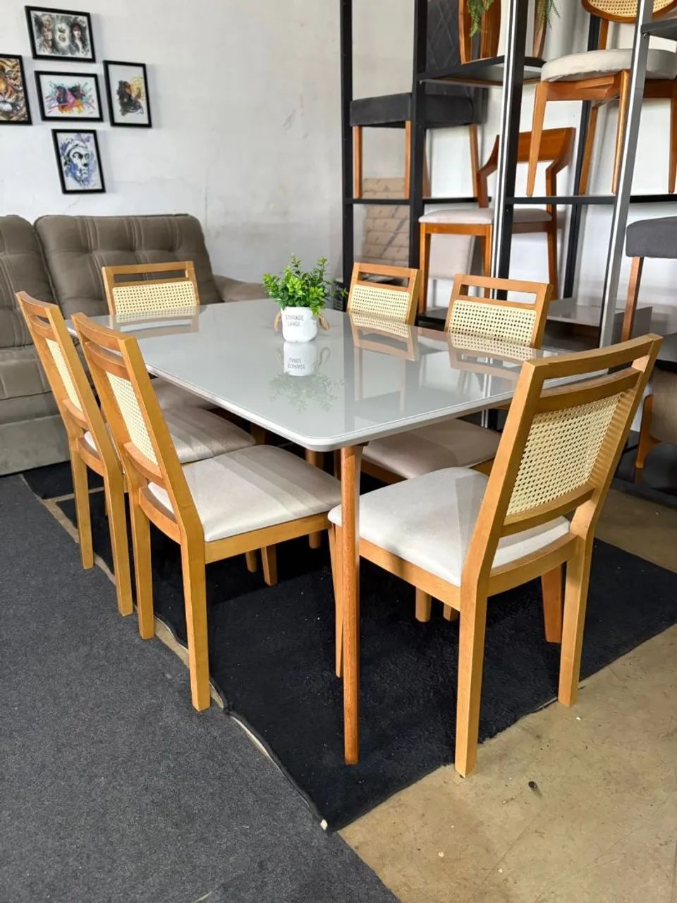 Conjunto de mesa com 6 cadeiras  - Foto 2