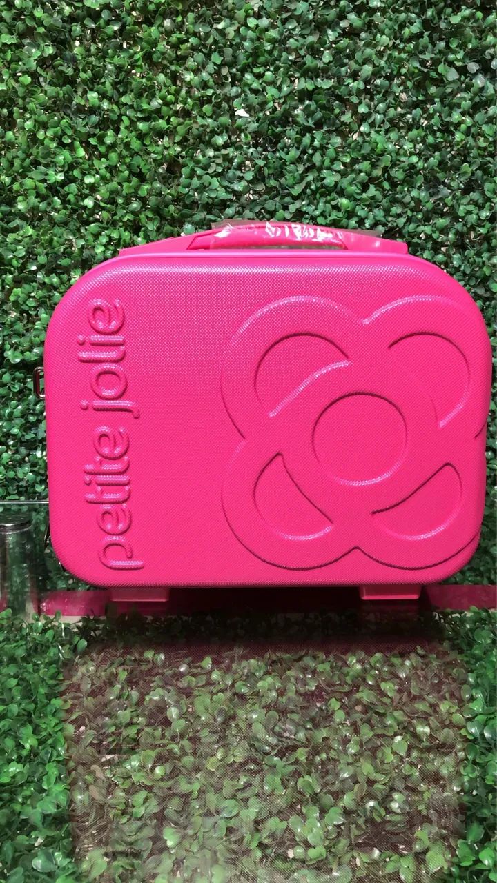 Bolsas e sandálias Petite jolie 